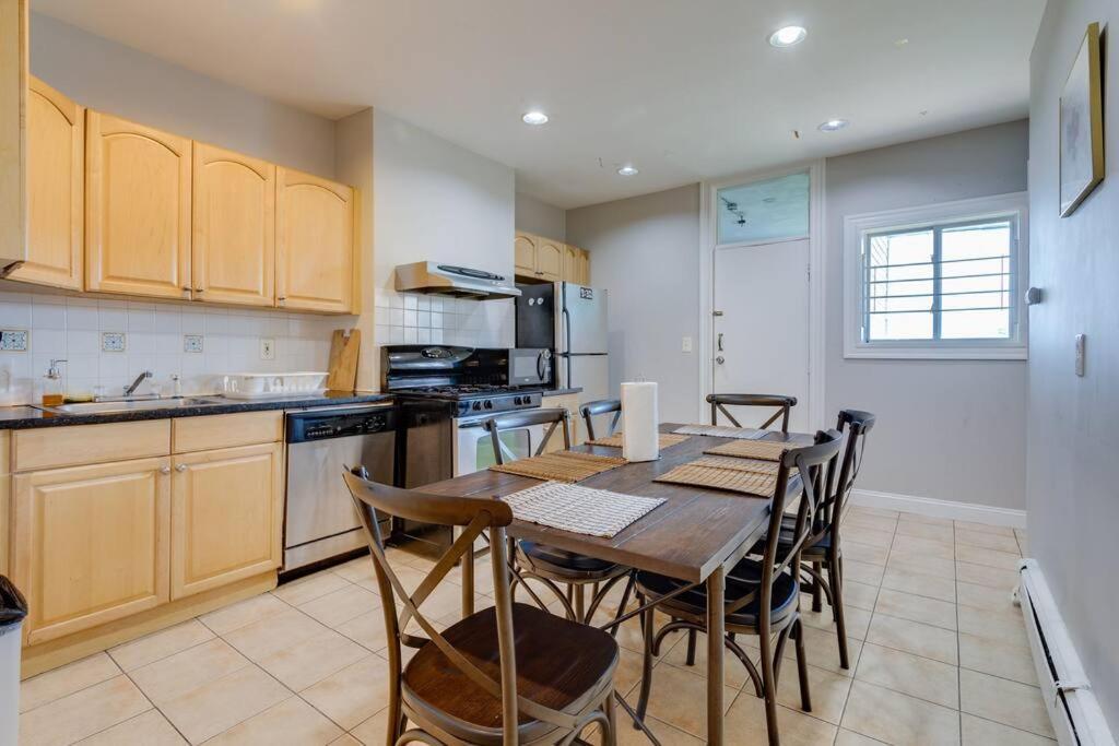 New! Boston Condo Near Mbta, 3Mi To Fenway ! Eksteriør bilde
