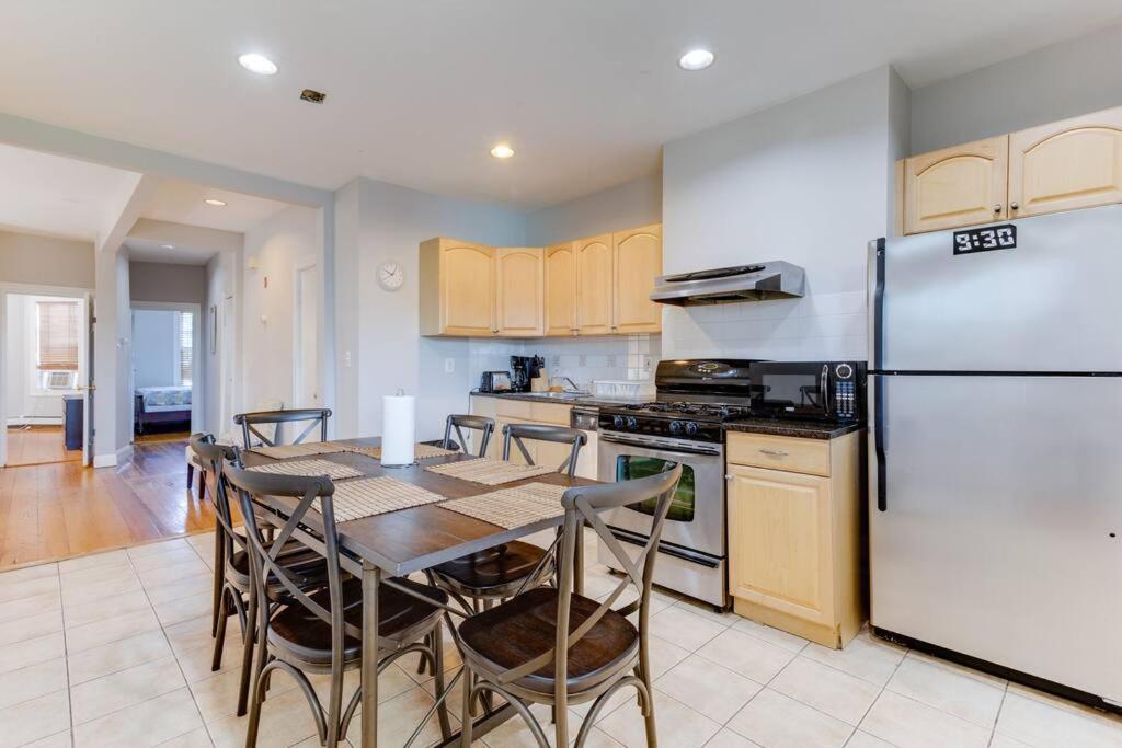 New! Boston Condo Near Mbta, 3Mi To Fenway ! Eksteriør bilde